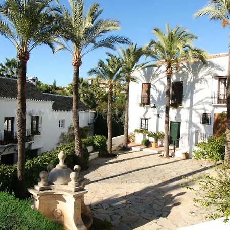 Camino De La Cruz Marbella